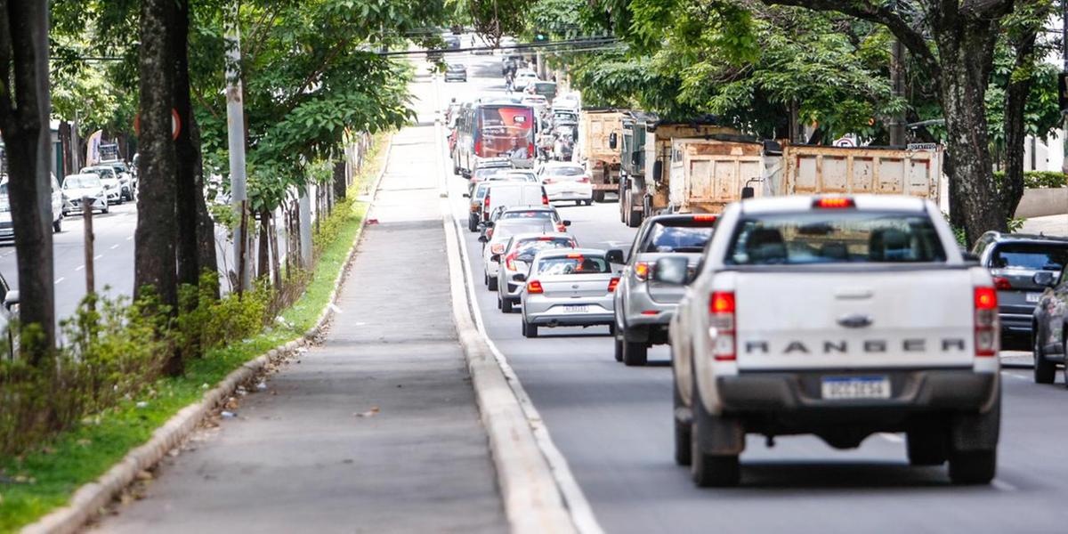 Justiça autoriza continuidade das obras da ciclovia na Avenida Afonso Pena, em BH