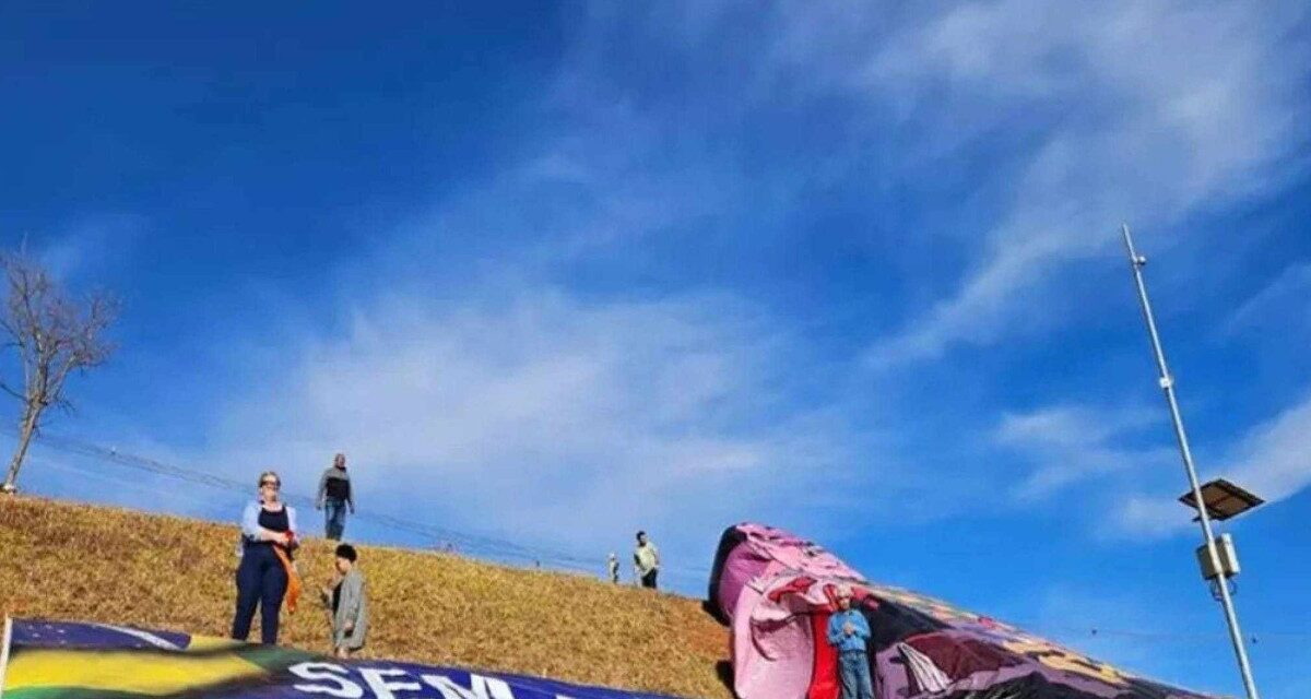 Manifestantes protestam em Brasília pedindo condenação de Bolsonaro