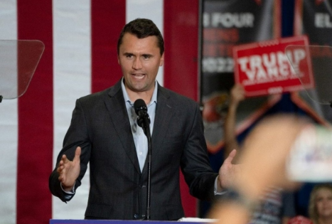 Trump reage à morte de Charlie Kirk e culpa esquerda por violência política