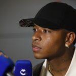 Cruzeiro anuncia atacante Keny Arroyo no último dia da janela