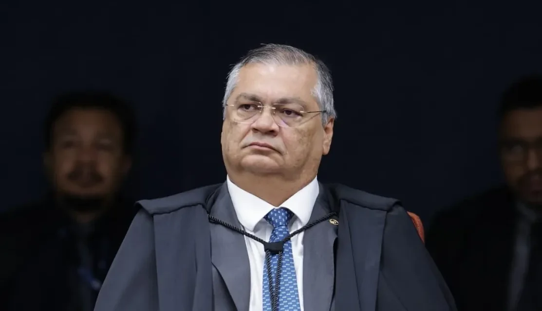 STF: Flávio Dino vota por condenação de Bolsonaro e réus por tentativa de golpe; placar está em 2×0