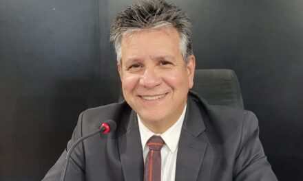 Câmara de Formiga aprova projetos que valorizam simbolicamente homenagens legislativas