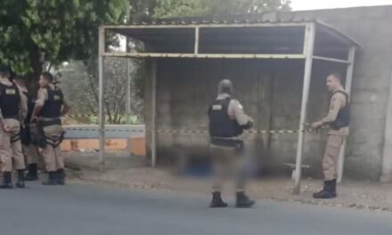 Garçom baleado em ponto de ônibus morre após quatro dias internado em Divinópolis