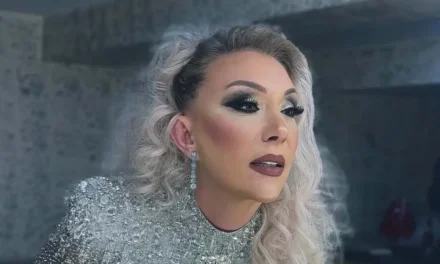 Cantora turca Güllü morre aos 51 anos após cair do sexto andar