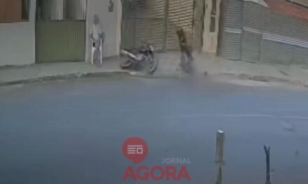 Câmera registra imagens de atropelamento de idoso em Formiga