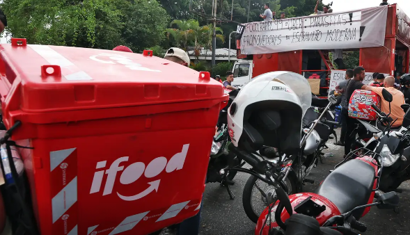 Trabalhadores de app ganham canal para denunciar agressões