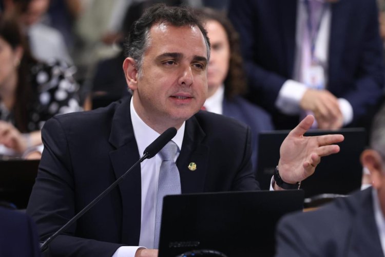 Rodrigo Pacheco reafirma permanência no PSD e cobra freio a movimentos de adesão à extrema direita  