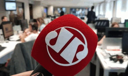 Jovem Pan pode perder sinal após ação do MPF que a vincula ao 8 de Janeiro