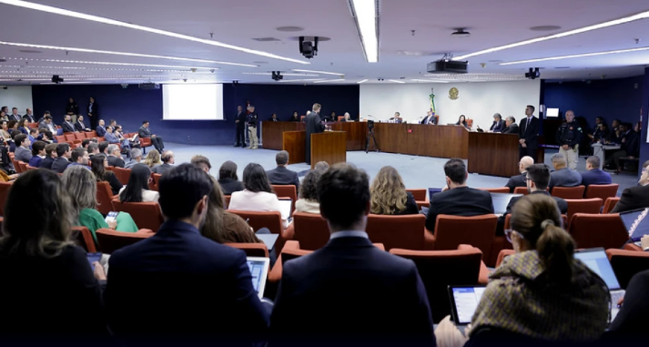 STF retoma e deve concluir julgamento de Bolsonaro e aliados nesta semana