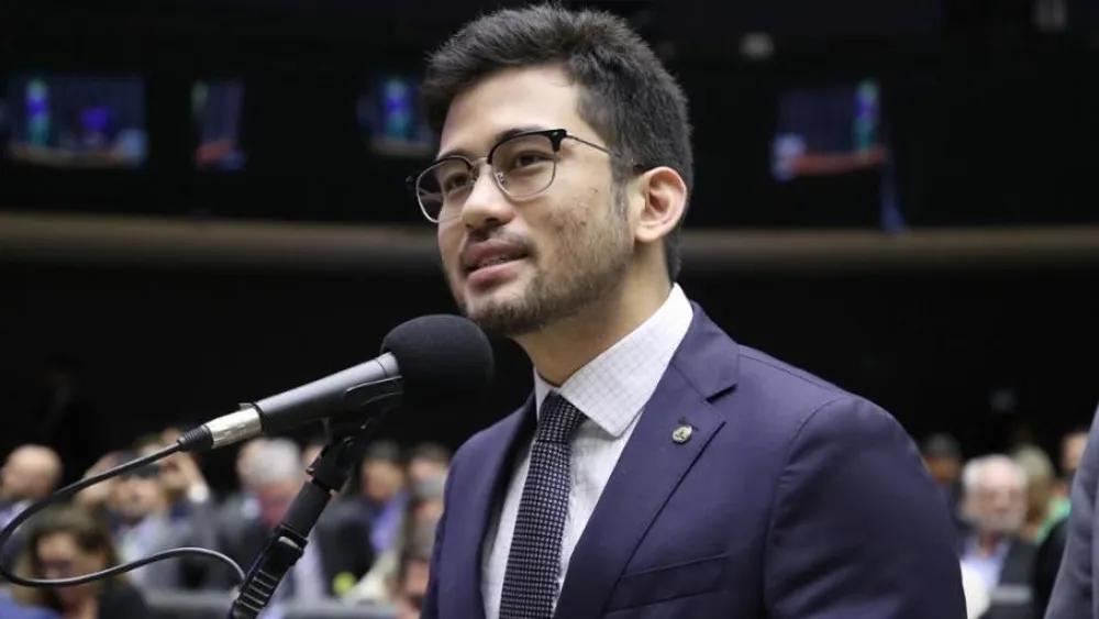 Kim Kataguiri defende que PL da Anistia exclua Bolsonaro e núcleo político