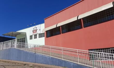 Surto de Covid-19 atinge 17 idosos em lar de Itaúna