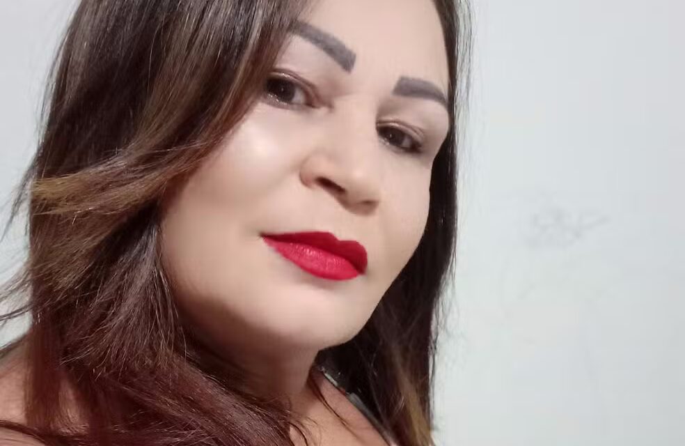 ‘Era uma ótima pessoa e batalhou para criar a filha’, diz amiga de servidora pública morta pelo genro em Divinópolis