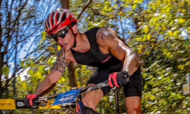 Atleta formiguense Matheus Almeida conquista 3º lugar em sua categoria no X-Terra Triathlon Sprint