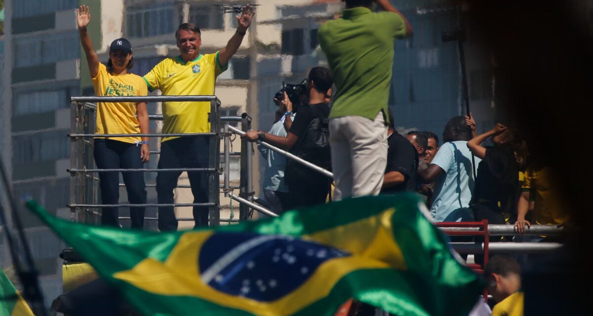 Michelle Bolsonaro admite possibilidade de candidatura em 2026, mas não confirma planos para presidência