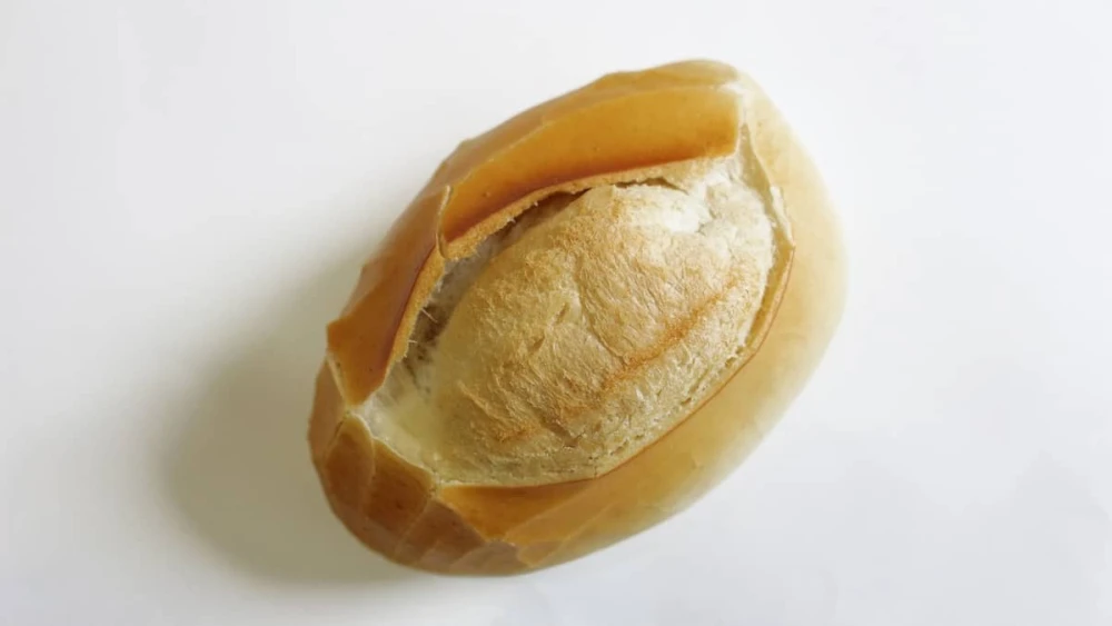 Pão francês encarece e consumidores buscam economia