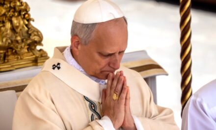 Papa Leão XIV lamenta terremoto no Afeganistão que deixou mais de 800 mortos