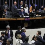 STF cobra explicações da Câmara sobre PEC da Blindagem e tensiona relação com o Congresso