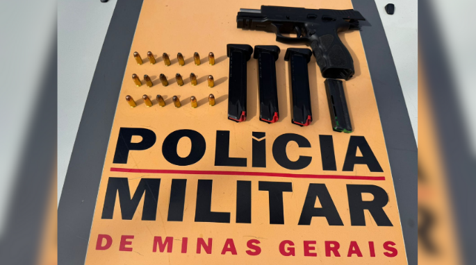 Fiscalização na MG-050 resulta em prisão por porte ilegal de arma