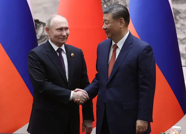 Trump acusa líderes de China, Rússia e Coreia do Norte de conspiração contra os EUA
