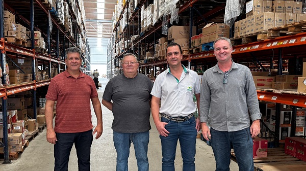 Câmara realiza visita de cortesia à CooSuper Distribuição e Logística