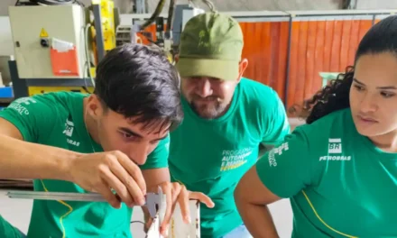 Estudo aponta que dois terços dos jovens beneficiários do Bolsa Família deixaram o programa até 2024
