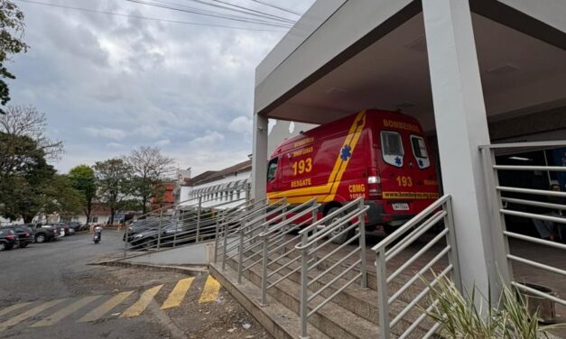 Homem com fortes dores abdominais é socorrido no bairro Sagrado Coração de Jesus