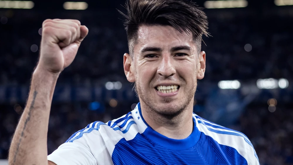 Cruzeiro não terá Fabrício Bruno no clássico contra o Atlético; Villalba assume liderança da defesa
