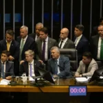 Conselho de Ética da Câmara instaura processos contra deputados por ocupação do plenário