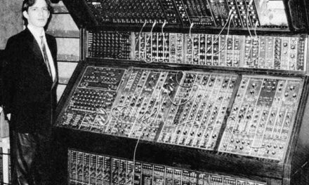 E por falar em eletrônica… Hans Zimmer e o Sintetizador Modular Moog: a máquina de sons do cinema