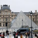 Museu do Louvre é fechado após assalto e roubo de joias