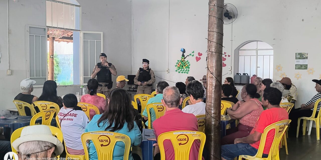 Polícia Militar realiza palestra educativa para idosos em Formiga