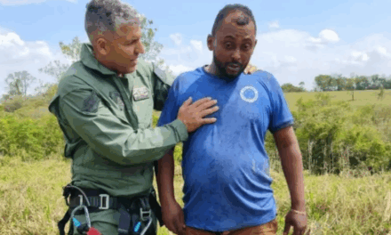 Helicóptero da Polícia Civil localiza homem desaparecido na região de Arcos