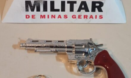 Polícia Militar prende grupo suspeito de roubar e agredir idoso em Formiga