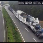 Carreta de 123 metros e 850 toneladas causa interdição na BR-381