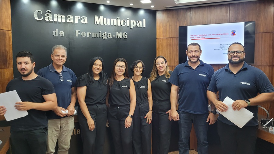 Controladoria da Câmara de Formiga orienta assessores sobre ‘’Orçamento Impositivo de 2026’’