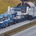 Carreta de 850 toneladas retoma deslocamento na BR-381 em direção a Belo Horizonte