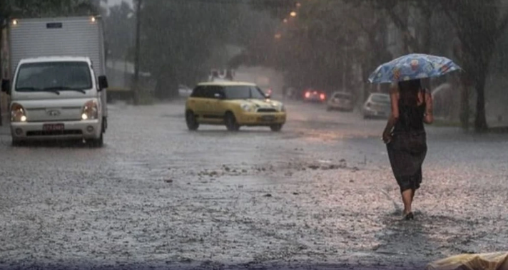 Cidade mineira registra maior volume de chuva do Brasil, segundo INMET