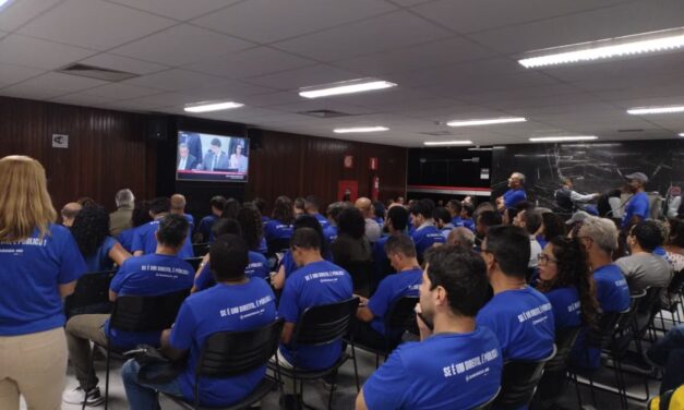 Trabalhadores da Copasa aprovam nova greve por tempo indeterminado contra PEC da privatização