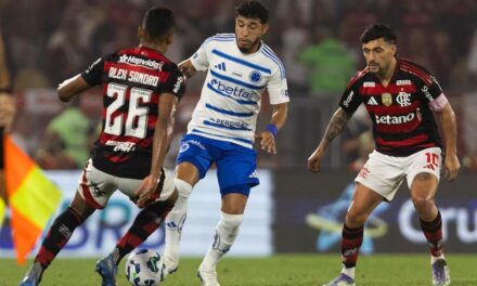 Flamengo e Cruzeiro empatam no Maracanã em jogo de grandes defesas