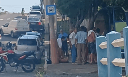 Homem é agredido com facão após briga de trânsito em Formiga