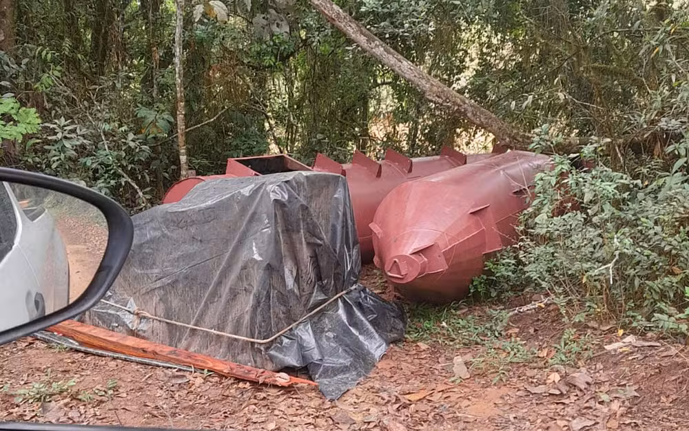 Empresa é autuada por garimpo ilegal no Rio Lambari, em Cambuquira