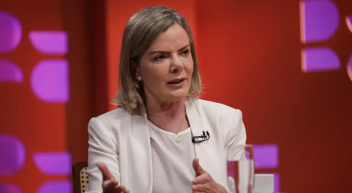Gleisi Hoffmann critica governadores de direita e defende PEC da Segurança Pública