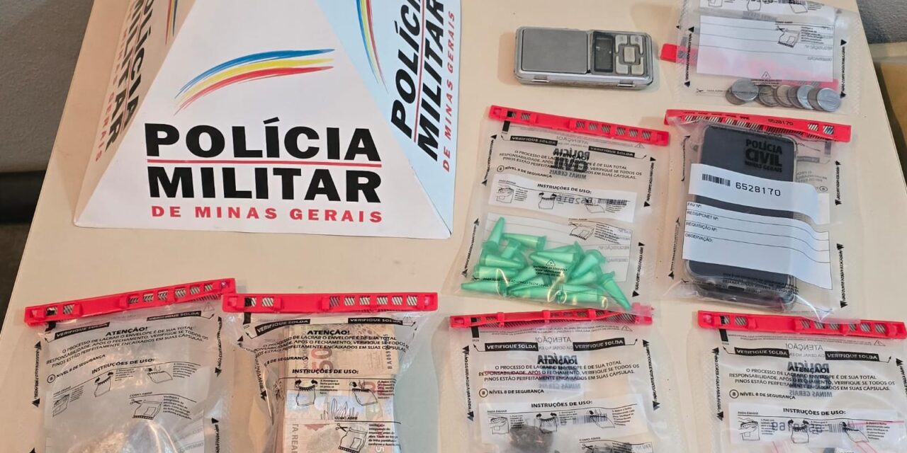 Polícia encontra cocaína, crack, maconha e dinheiro durante ação em Iguatama