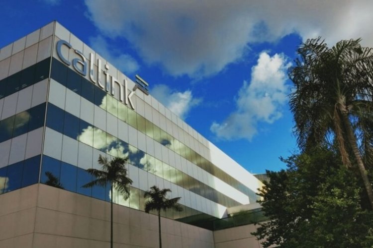 Callink compra a Algar Tech  