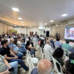 Diversificação: projeto integra pecuária leiteira e cafeicultura  
