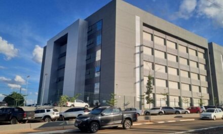 Montes Claros inaugura novo Fórum  
