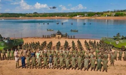 Marinha realiza operação em Furnas  