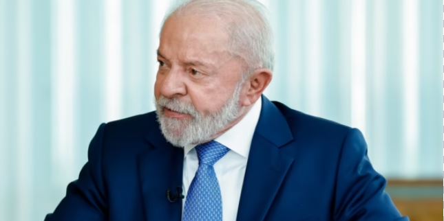 Lula e Trump realizam primeira reunião por videoconferência em meio a impasse comercial