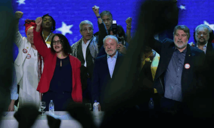 Brasil manifesta apoio à soberania da Venezuela e de Cuba, diz Lula