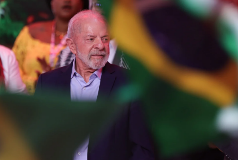 Câmara reage a críticas de Lula e aprova moção de repúdio